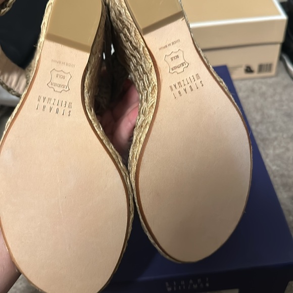 Stuart Weitzman - Picture 5 of 5